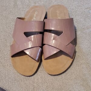Qupid Mauve Slide Sandals